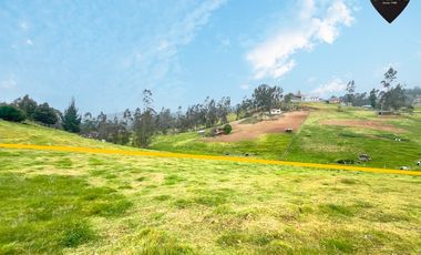 Terreno de venta en Valle-Gualalcay – código:21387