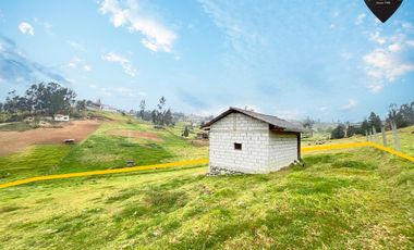 Terreno de venta en Valle-Gualalcay – código:21387