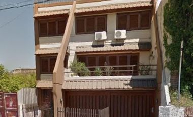 Casa en venta - 4 Dormitorios 4 Baños - Cordoba