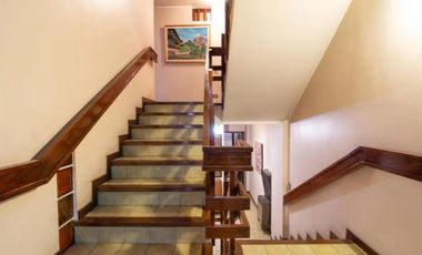 Casa en venta - 4 Dormitorios 4 Baños - Cordoba