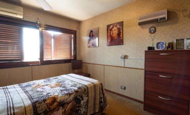 Casa en venta - 4 Dormitorios 4 Baños - Cordoba