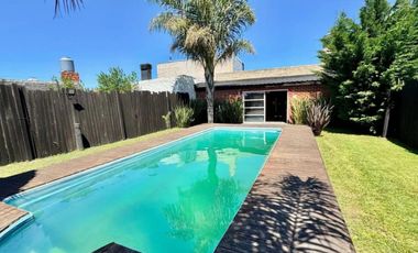 Casa en venta - 4 Dormitorios 3 Baños - San Vicente