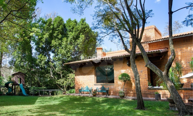Casa en condominio en venta en Lomas de Tecamachalco