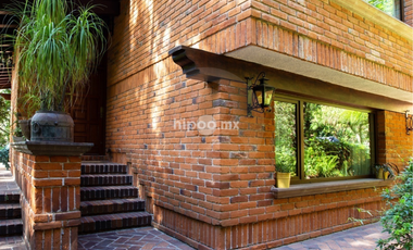 Casa en condominio en venta en Lomas de Tecamachalco