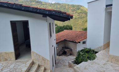 CASA EN VENTA EN AMAGÁ ¡DIVINA!