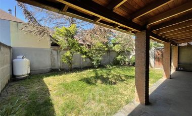 Casa en Arriendo en AVENIDA RUCATREMU