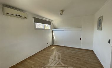Casa en Arriendo en AVENIDA RUCATREMU