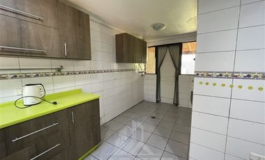 Casa en Arriendo en AVENIDA RUCATREMU