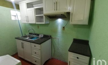 CASA EN RENTA LOS HEROES CHALCO