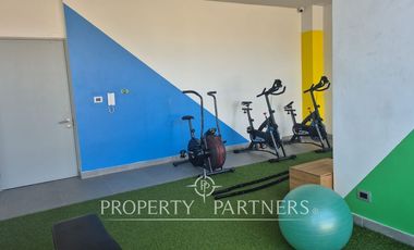 Cómodo departamento en excelente ubicación Isla Teja, Edificio Smart