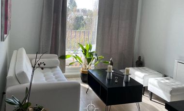 Cómodo departamento en excelente ubicación Isla Teja, Edificio Smart