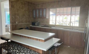 Increíble Casa con Alberca en Rancho San Diego, Ixtapan de la Sal.