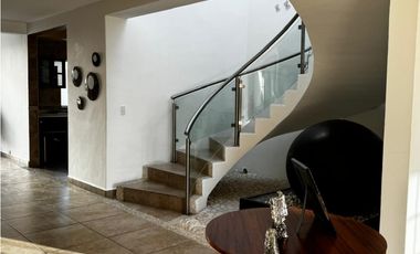 Increíble Casa con Alberca en Rancho San Diego, Ixtapan de la Sal.