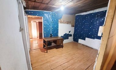 Se vende casa con amplio terreno en P.A.C