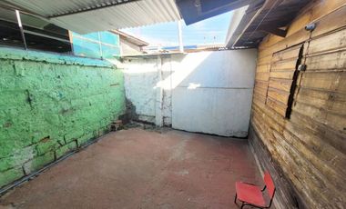 Se vende casa con amplio terreno en P.A.C