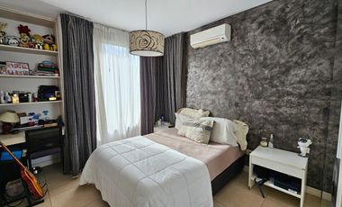 Venta Casa en una planta en barrio cerrado La Comarca