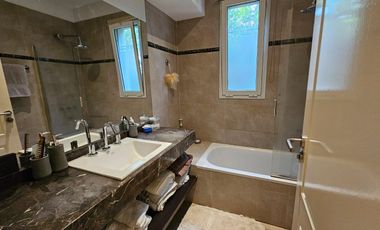 Venta Casa en una planta en barrio cerrado La Comarca