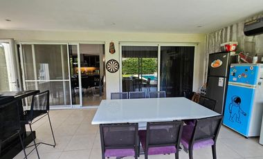 Venta Casa en una planta en barrio cerrado La Comarca