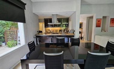 Venta Casa en una planta en barrio cerrado La Comarca