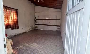 Casa Luis Guillon 3 ambientes