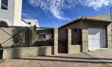 Casa Luis Guillon 3 ambientes