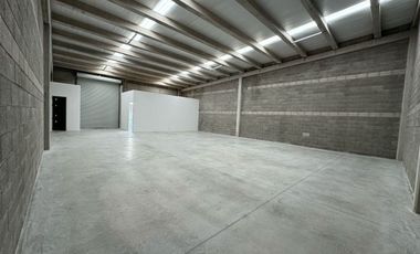 BODEGAS PARQUE JUNTO ZONA DE CONIN - venta o renta