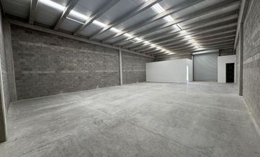 BODEGAS PARQUE JUNTO ZONA DE CONIN - venta o renta