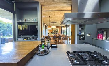 Casa en Venta, barrio las Casuarinas, San Isidro