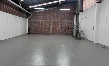 Base comercial - industrial en microcentro de Cipolletti - Rio Negro