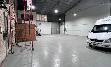 Base comercial - industrial en microcentro de Cipolletti - Rio Negro