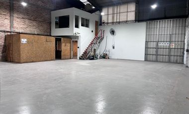 Base comercial - industrial en microcentro de Cipolletti - Rio Negro