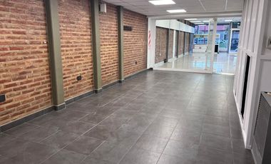 Base comercial - industrial en microcentro de Cipolletti - Rio Negro