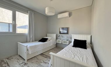 Venta en Golf 1 de Costa Esmeralda - fondo libre y super luminosa