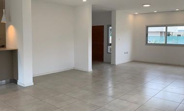 Casa en  Country Lomas de City Bell Alquiler