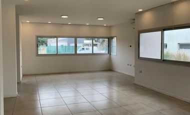 Casa en  Country Lomas de City Bell Alquiler