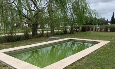Casa en  Country Lomas de City Bell Alquiler