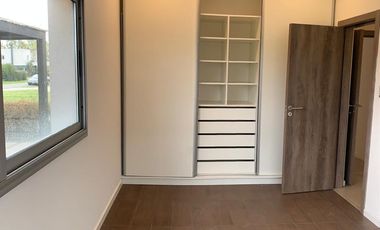 Casa en  Country Lomas de City Bell Alquiler