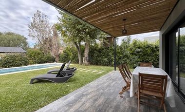 Casa en Nautico Escobar