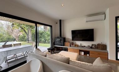 Casa en Nautico Escobar