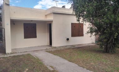 Casa - 1dormitorio - Venta Oportunidad - Vende Gabriel Suarez - Lote amplio