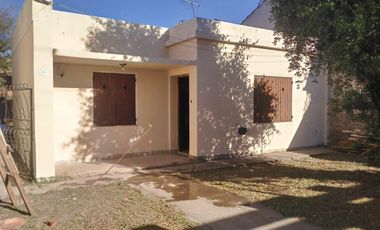 Casa - 1dormitorio - Venta Oportunidad - Vende Gabriel Suarez - Lote amplio