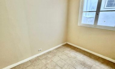 Departamento en Terminal Vieja USO PROFESIONAL/SHOWRROM PB A LA CALLE