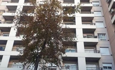 Dr. Juan Felipe de Aranguren al 1800 Departamento de 2 ambientes con balcón en Alquiler en Flores