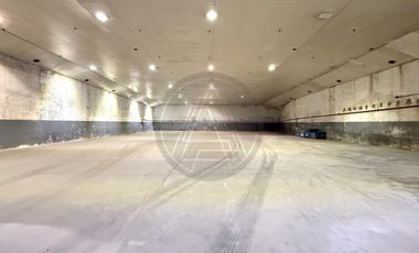 Depósito con oficinas 1900m2 en alquiler - Barracas