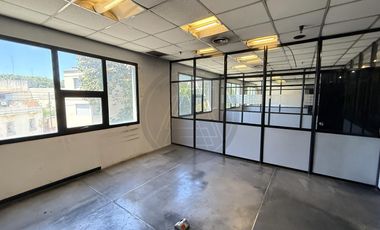 Depósito con oficinas 1900m2 en alquiler - Barracas