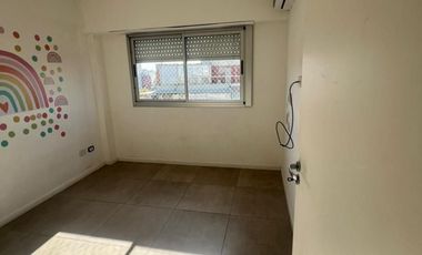 Alquiler 3 ambientes con balcon
