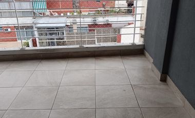 Alquiler 3 ambientes con balcon