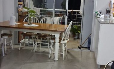 Alquiler 3 ambientes con balcon