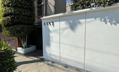 CASA YA DESOCUPADA Y LISTA PARA ENTREGA EN VENTA EN LA COLONIA DEL VALLE