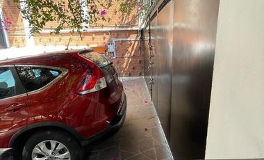 CASA YA DESOCUPADA Y LISTA PARA ENTREGA EN VENTA EN LA COLONIA DEL VALLE